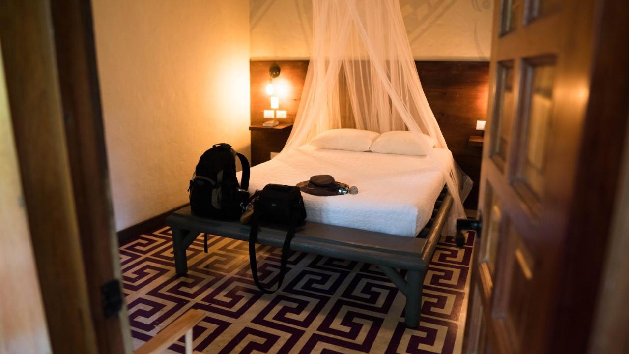 Jungle Lodge Tikal Hostal Εξωτερικό φωτογραφία