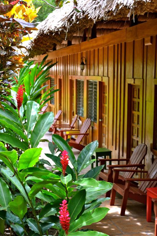 Jungle Lodge Tikal Hostal Εξωτερικό φωτογραφία