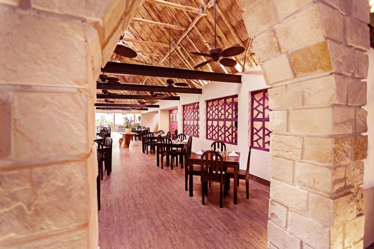 Jungle Lodge Tikal Hostal Εξωτερικό φωτογραφία